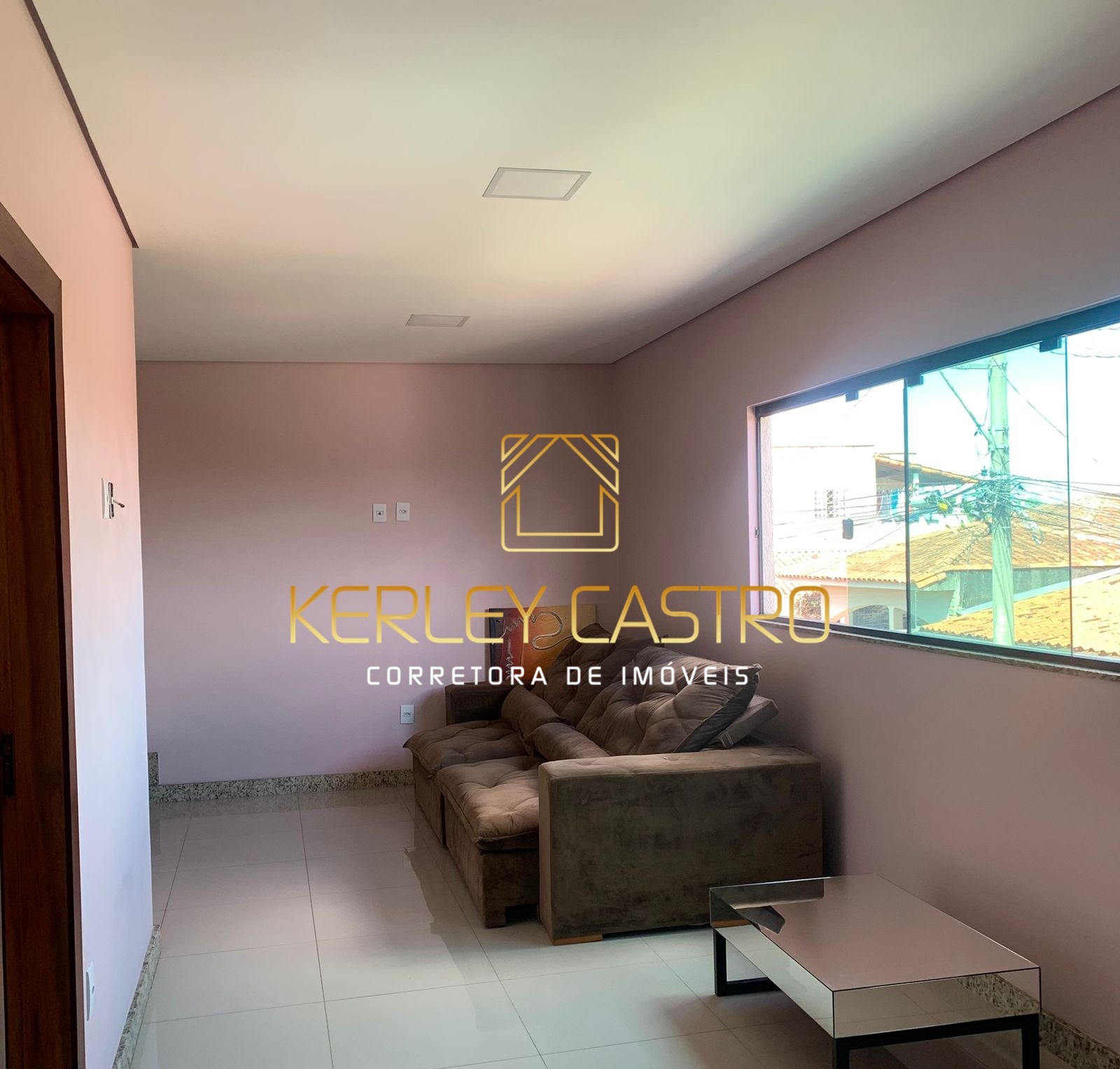 ALUGO APTO DUPLEX "MOBILIADO" NO BAIRRO SÃO JOÃO, em Sete Lagoas, MG